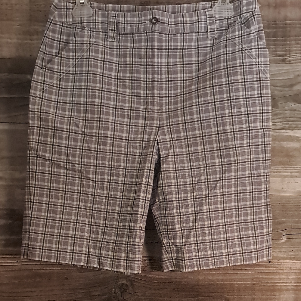 EP Pro Women's Plaid Athletic Shorts - Gray and White